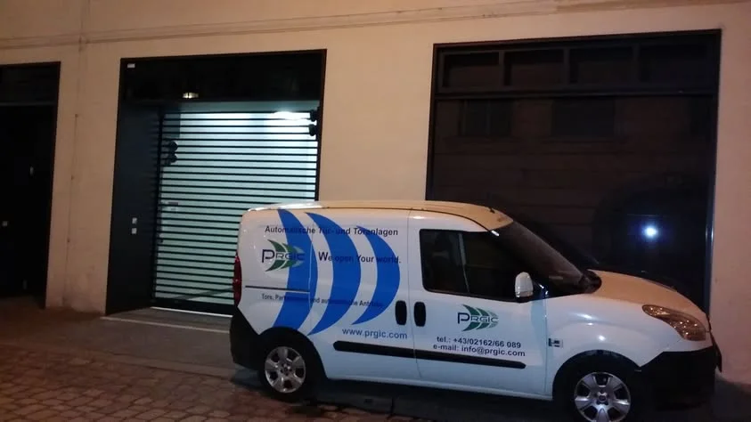 Prgic Servicefahrzeug bei einem Kundenprojekt