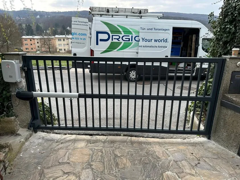 Drehtor als Kundenausführung von Prgic